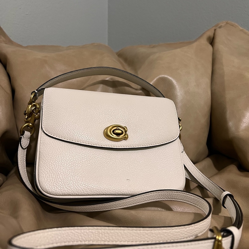 Coach Cassie 19 Crossbody